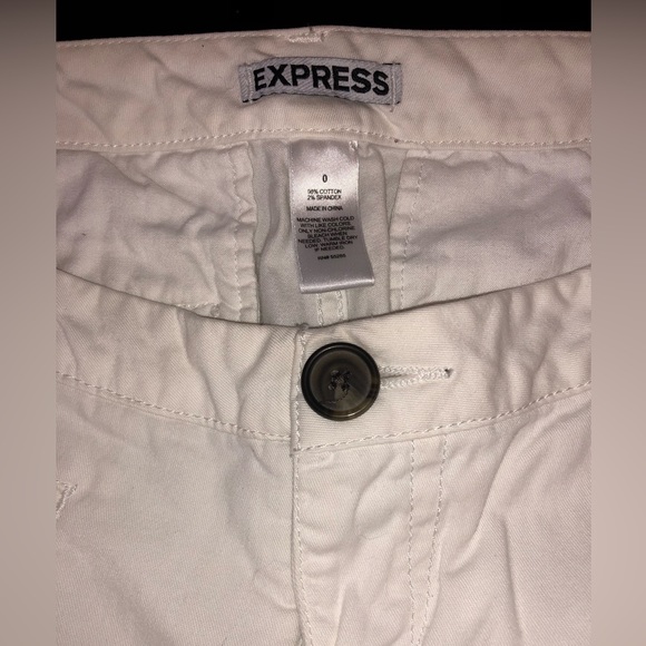 Express white shorts size 0 - Picture 3 of 3